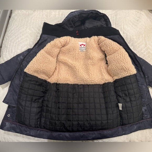 Appaman black camo toddler down filled puffer jacket with hood sherpa lining - Picture 5 of 8